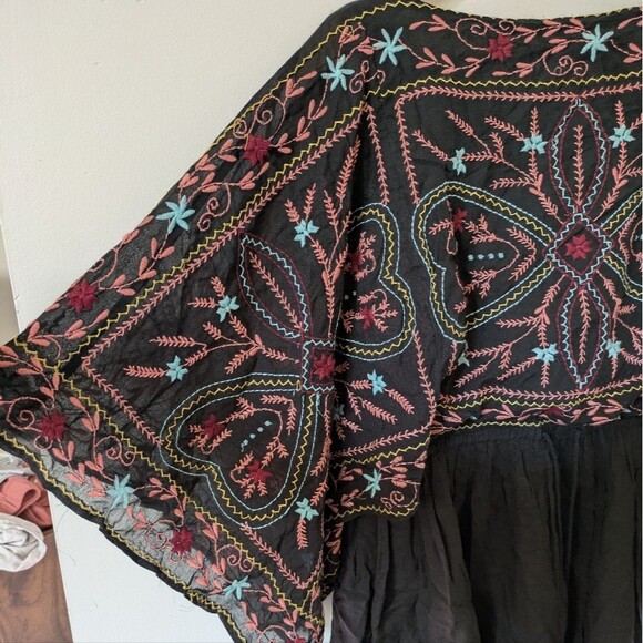 Free People Batiste Frida Black Embroidered Mini Dress Bell Sleeve S Small - Picture 10 of 16